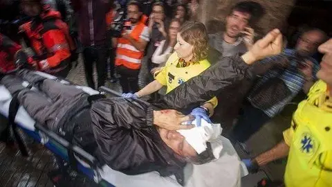 Una persona herida en un ojo. / Twitter