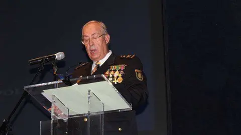 comisario-atril s&aacute;nchez polic&iacute;a