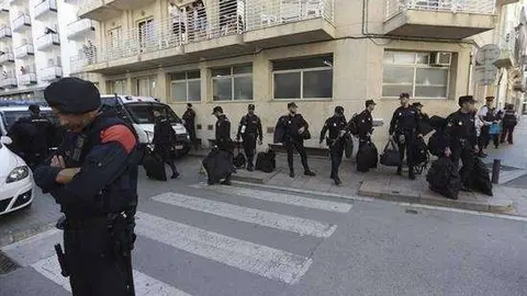 Los hoteleros condenan los "chantajes" a establecimientos en Catalu&ntilde;a