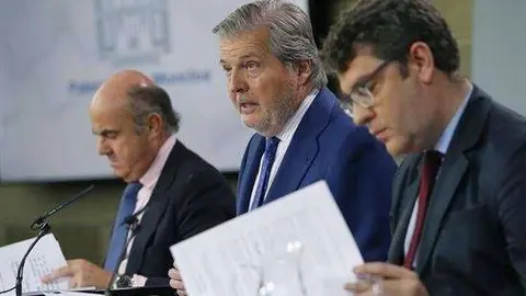 El Gobierno agiliza el cambio de sede ante la "inquietud" que vive Catalu&ntilde;a