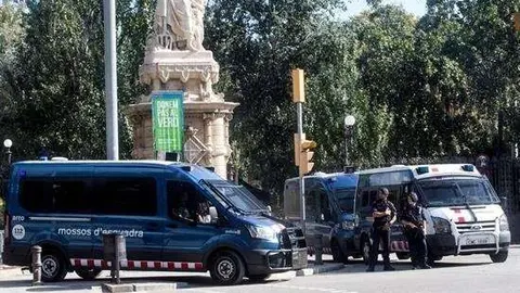 Los Mossos descartan "riesgo" para la seguridad por el acto del Parlament