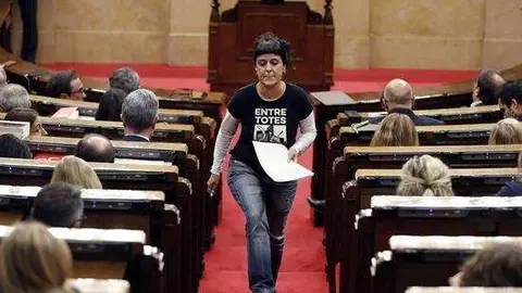 La CUP pide a Puigdemont que proclame la Rep&uacute;blica antes de que se aplique el 155