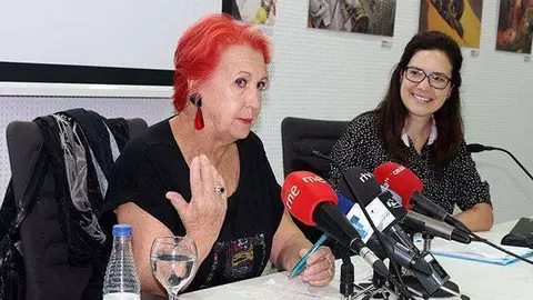 ROSA MAR&Iacute;A CALAF