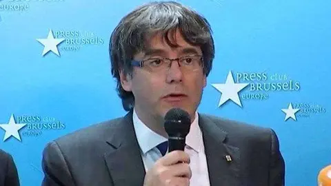 Puigdemont durante su rueda de prensa en Bruselas (E.D.)