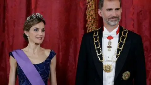 Letizia, reina consorte de Espa&ntilde;a; y Felipe VI, rey de Espa&ntilde;a. RR SS.