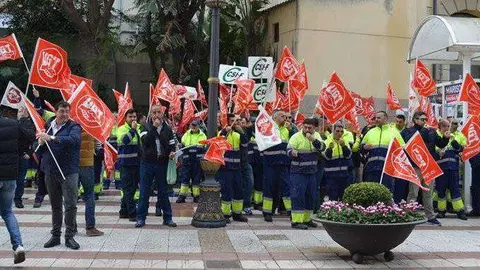 Concentraci&oacute;n de trabajadores de Trace ante el Ayuntamiento (C.A./ARCHIVO)