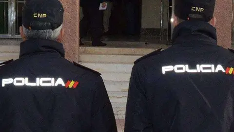 polic&iacute;a nacional