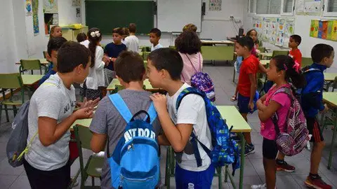 Alumnos ceut&iacute;es, en un centro de ense&ntilde;anza (C.A.)