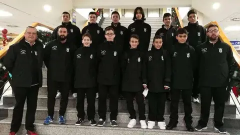 BALONCESTO NI&Ntilde;OS ESCALERA.