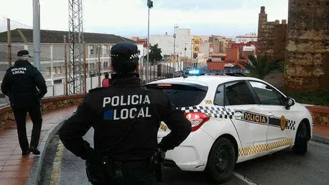 murallas merin&iacute;es desprendimientos polic&iacute;a local