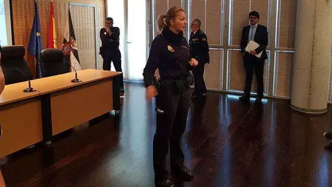 semana administraci&oacute;n abierta polic&iacute;a