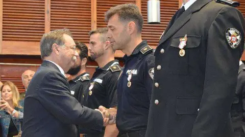 vivas san urbano polic&iacute;a local