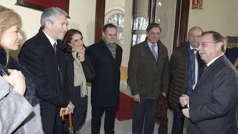 Grande Marlaska (a la izquierda) departe con el presidente Vivas durante una reciente visita a Ceuta (C.A./ARCHIVO)