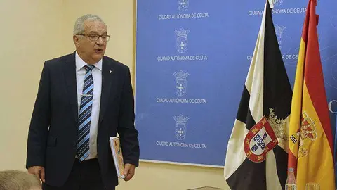 Hachuel, al t&eacute;rmino de la rueda de prensa ofrecida esta ma&ntilde;ana (C.A.)