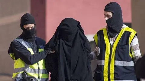 Una de las detenidas el 16 de diciembre (INTERIOR)