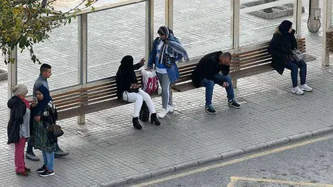 Parada autob&uacute;s frontera