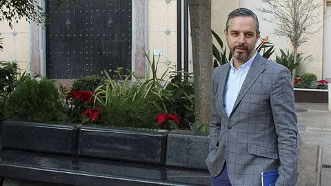 Juan Bravo, en la Plaza de los Reyes (C.A.)