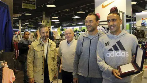 Un momento del acto celebrado esta ma&ntilde;ana (J. CHELLARAM)