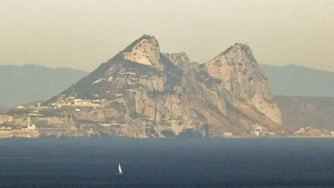 Vista del Pe&ntilde;&oacute;n de Gibraltar (C.A./ARCHIVO)