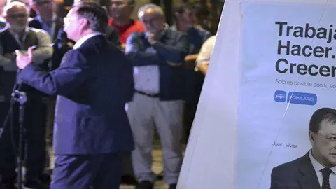 El popular Juan Vivas, en un acto de la campa&ntilde;a a las municipales de 2015 (C.A./ARCHIVO)