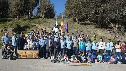 Foto de grupo de los scouts (CEDIDA)
