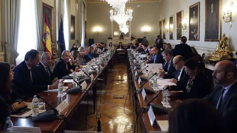 GRAF7949. MADRID, 30/01/2019.- La ministra de Pol&iacute;tica Territorial y Funci&oacute;n P&uacute;blica, Meritxell Batet, ha presidido este mi&eacute;rcoles la reuni&oacute;n del comit&eacute; preparatorio de impulso y seguimiento de la Conferencia de Presidentes. EFE/Javier Liz&oacute;n.