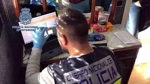 polic&iacute;a nacional