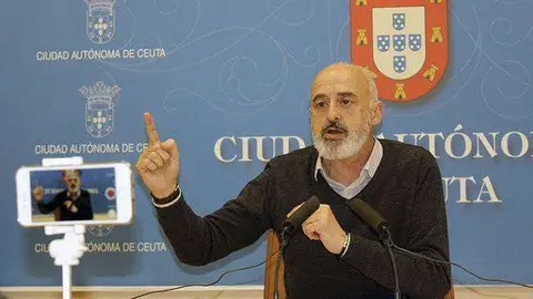 Javier Varga, durante la rueda de prensa ofrecida hoy (C.A.)