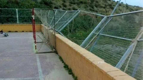 Estado de las instalaciones deportivas de la barriada (CEDIDA)