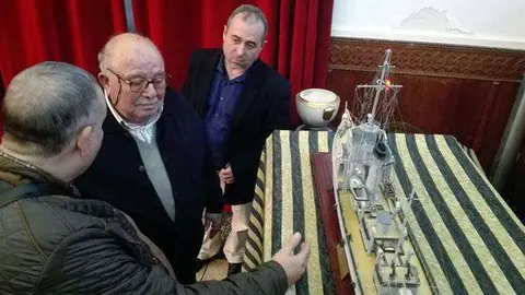 Un momento del acto celebrado ayer en el Casino Militar (J.CH.)