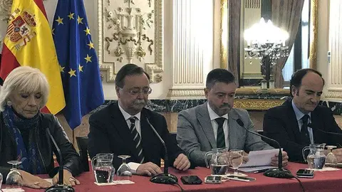 De izquierda a derecha, Mart&iacute;nez, Vivas, Doncel y Landaluce, esta ma&ntilde;ana en el Sal&oacute;n del Trono (C.A.)
