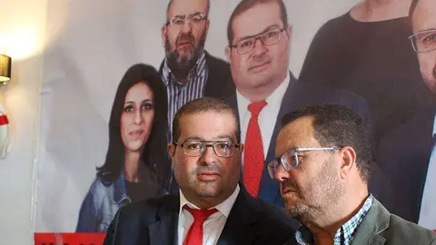 Mizzian (izquierda) y Musa charlan durante el acto de presentaci&oacute;n de la candidatura de CPC-PDSC (C.A.)