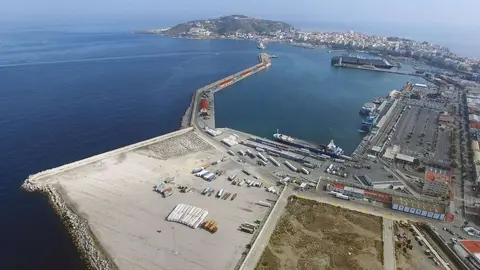 Puerto de Ceuta desde Poniente