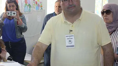 Mizzian vota en el "Ram&oacute;n y Cajal" (C.A.)