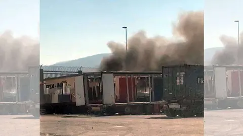 fuego en el puerto