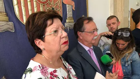 reuni&oacute;n-delegada-vivas-y-empresarios-del-puerto1