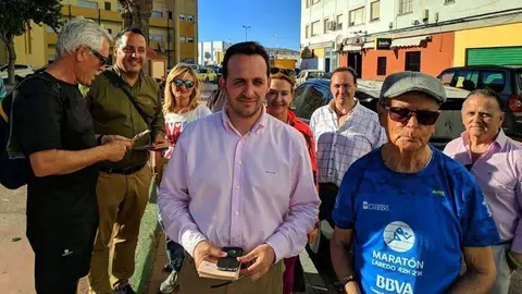 El diputado de Vox Juan Sergio Redondo, en el centro, durante un acto de la pasada campa&ntilde;a electoral (C.A./ARCHIVO)