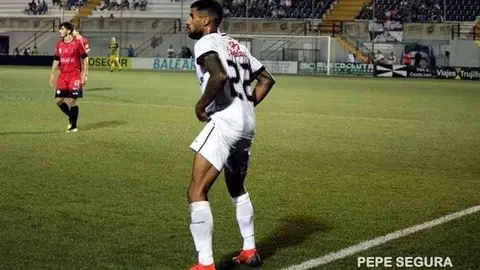 El jugador canario Benji (PEPE SEGURA)