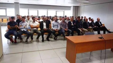 Los acusados, en la sala de vistas (E.D.)