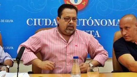 valderrama-con-mochi