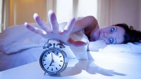 cambio-de-hora-2-990x556