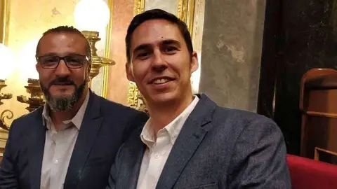 adil sim&oacute;n