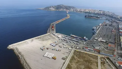 puerto desde poniente_