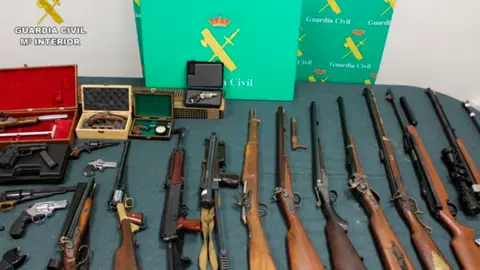 Armas