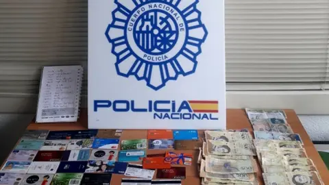 Polic&iacute;a