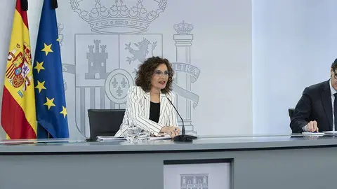 Los ministros Ribera, Montero e Illa, durante la rueda de prensa ofrecida tras el Consejo de Ministros (MONCLOA)