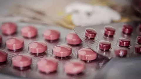 RIESGOS de la prescripci&oacute;n excesiva de antibi&oacute;ticos durante la pandemia