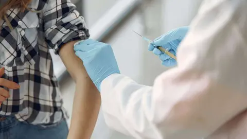  As&iacute; es como SANIDAD podr&iacute;a adelantar la VACUNA de la GRIPE 