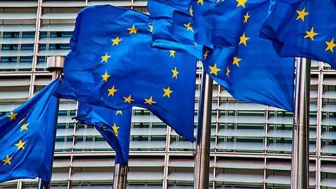 uni&oacute;n europea banderas