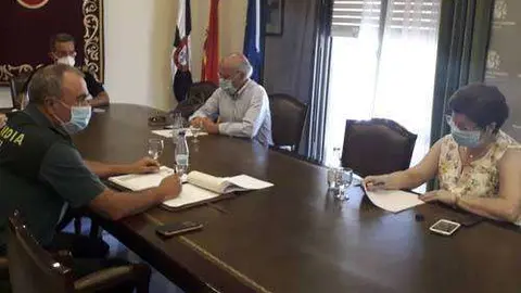 Reuni&oacute;n de representantes de la Delegaci&oacute;n del Gobierno y la Ciudad (C.A.)